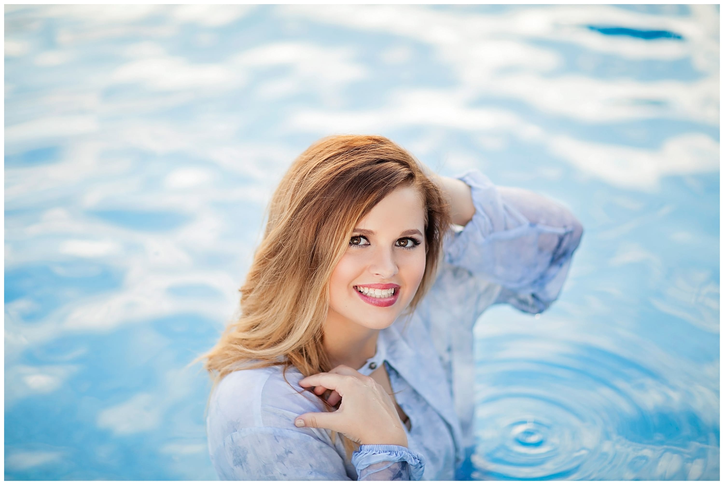 Swimming pool senior portraits